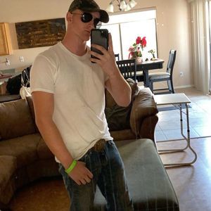 Meet your Posher, Seth